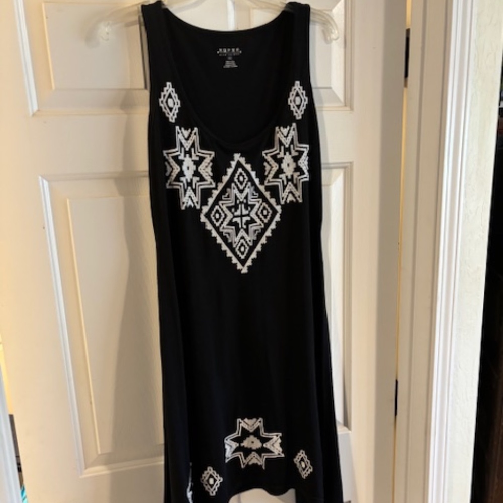 Roper Embroidered handkerchief dress/tunic- NEW